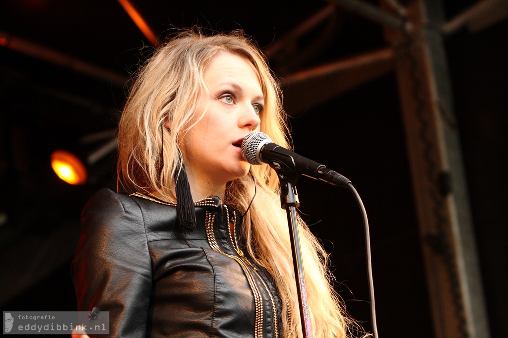 2012-05-05 Stefany June - Bevrijdingsfestival, Zwolle - door Eddy Dibbink_018